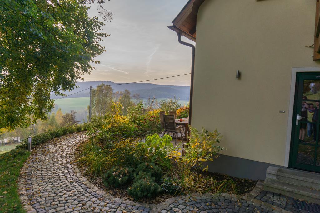 Ferienwohnung Laempelberg Klingenthal Bagian luar foto